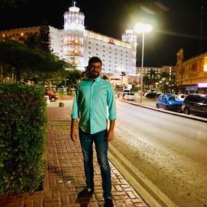 Meet your Posher, Ahmad